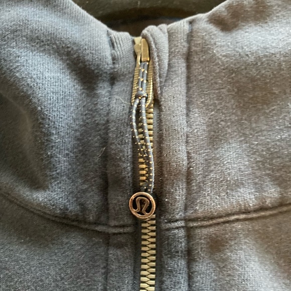 Lululemon Cropped Scuba Hoodie - Picture 3 of 4